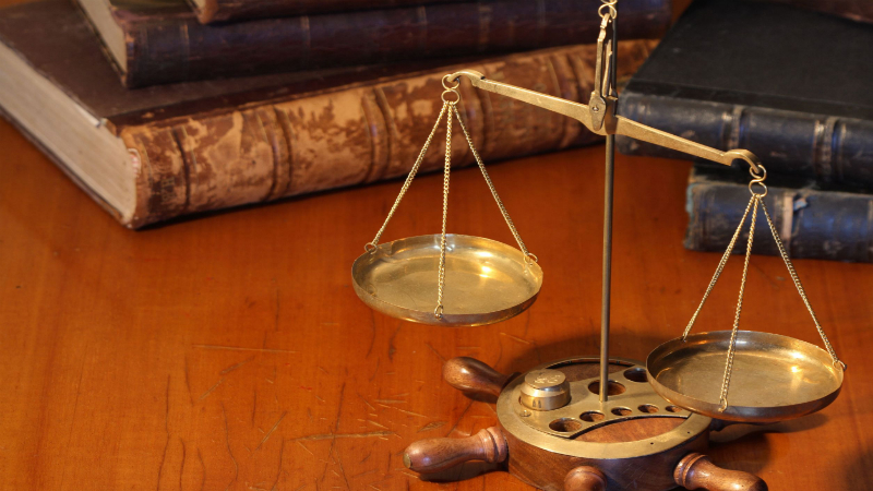 What to Do When You Need Car Crash Lawyers in North Chicago
