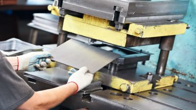 The Many Benefits of Working with a Quality Laser Cutting Service