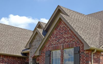 Signs your home needs a roofer in Lakeland, FL for effective leak solutions
